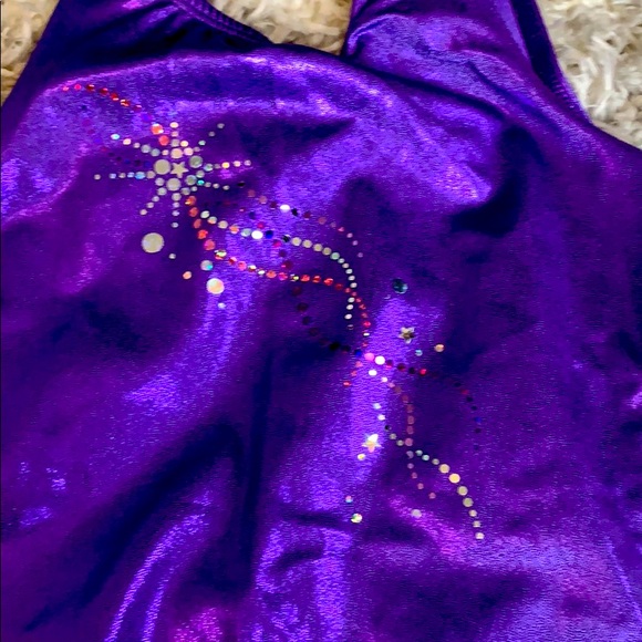 leo - Picture 2 of 4